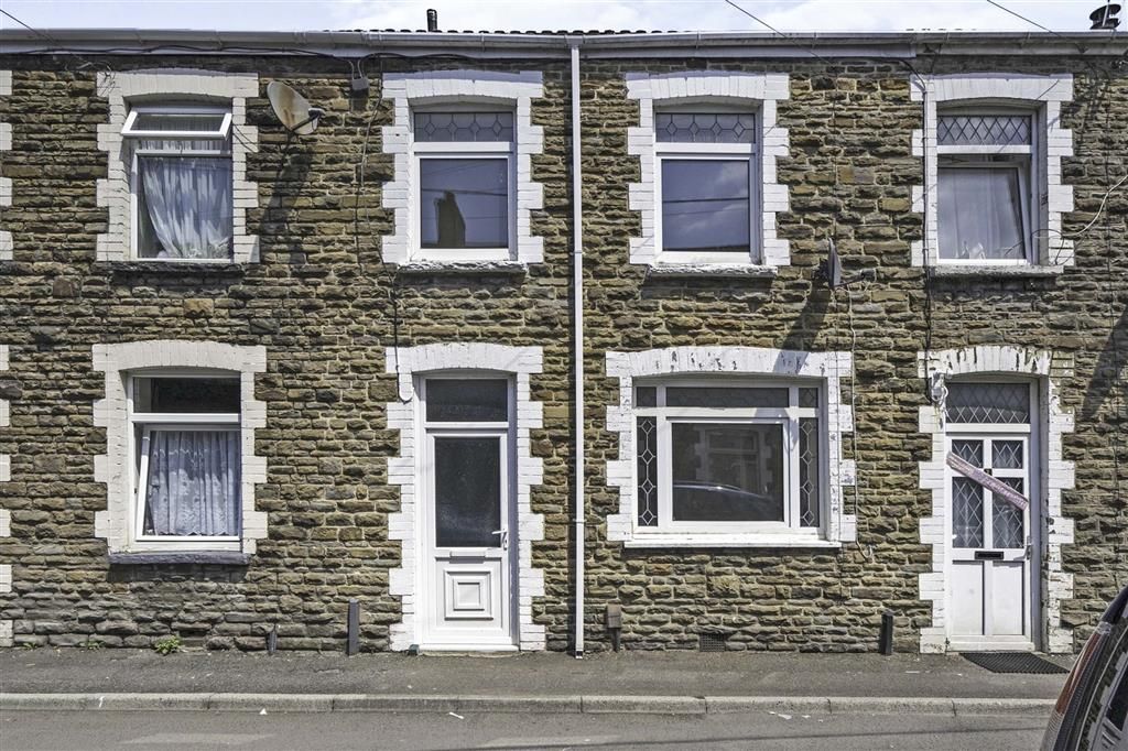 3 bed property to rent in Alice Street, Neath SA11 Zoopla
