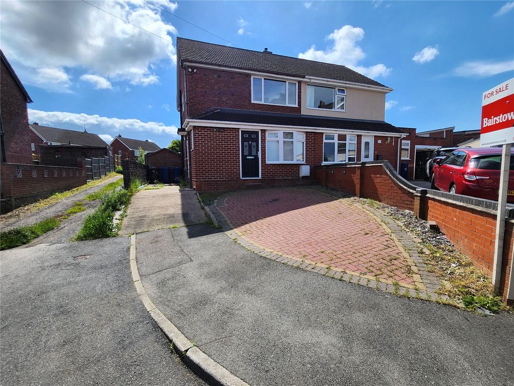 3 bed semidetached house for sale in Thornby Avenue, Tamworth