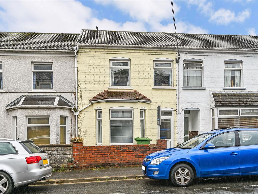 3 bed terraced house for sale in Kingsland Terrace, Treforest