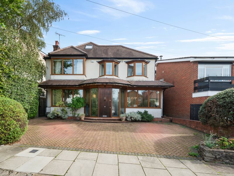 6 bed detached house for sale in Holly Park Gardens, Finchley Central