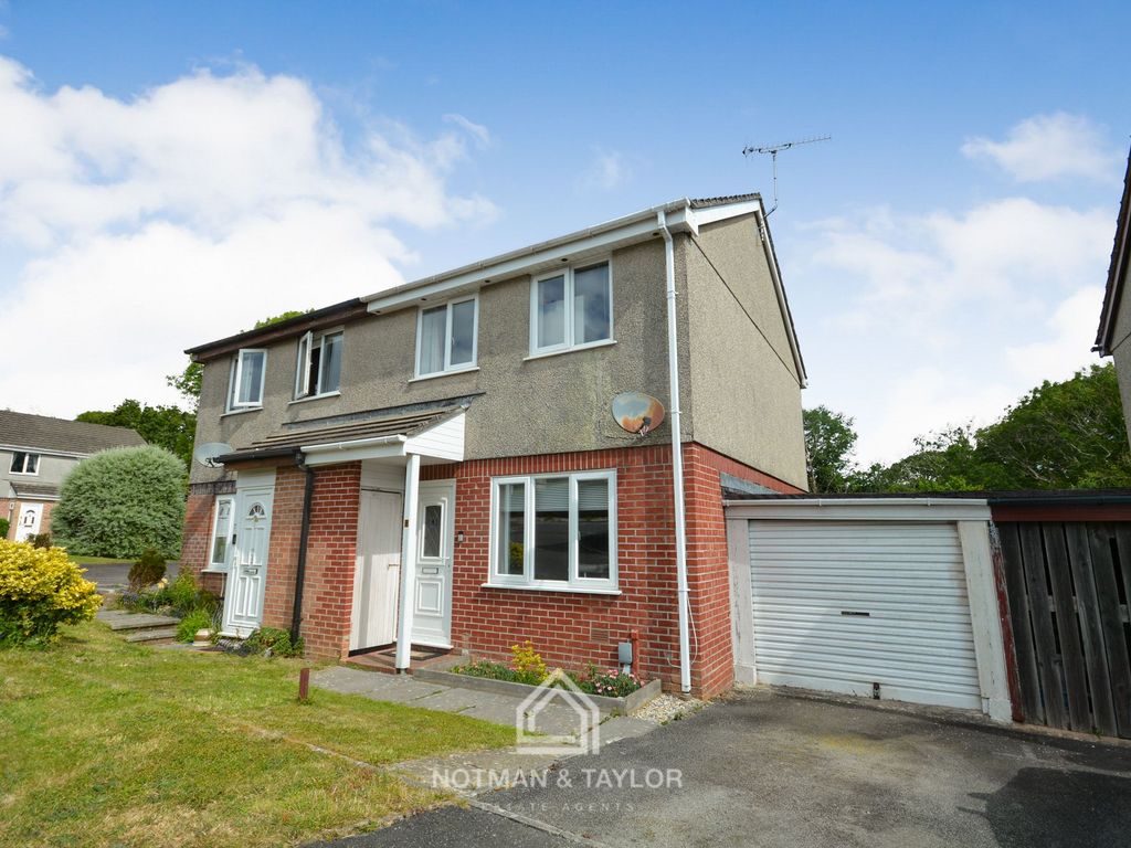 3 bed semidetached house for sale in Mullion Close, Torpoint PL11, £