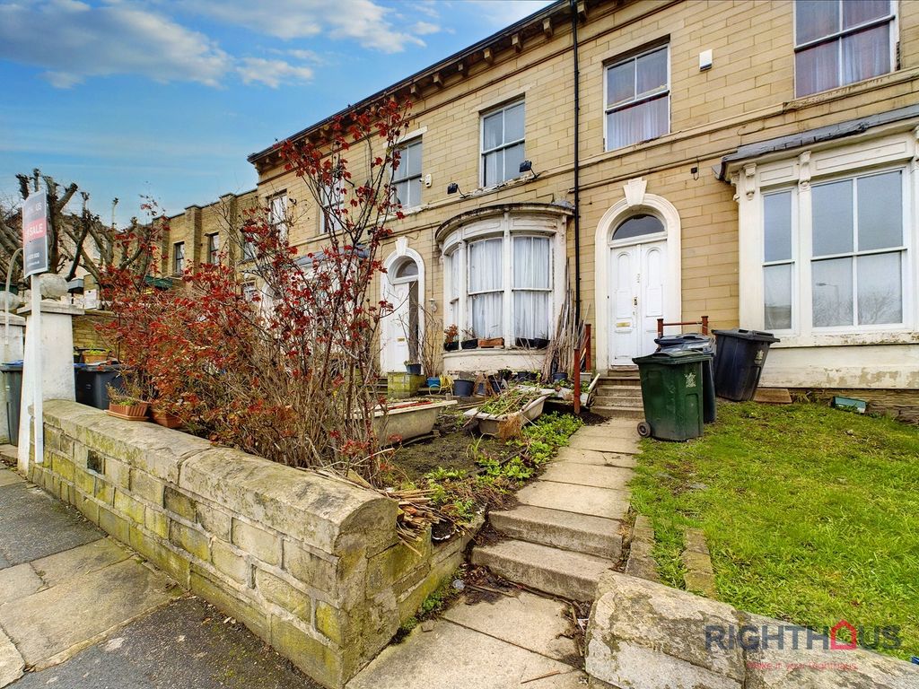 6 bed terraced house for sale in Little Horton Lane, Bradford BD5 Zoopla