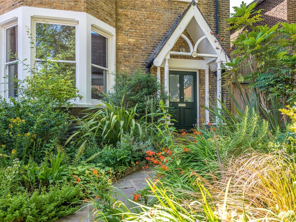 5 bed semidetached house for sale in Aberdeen Park, Highbury, London