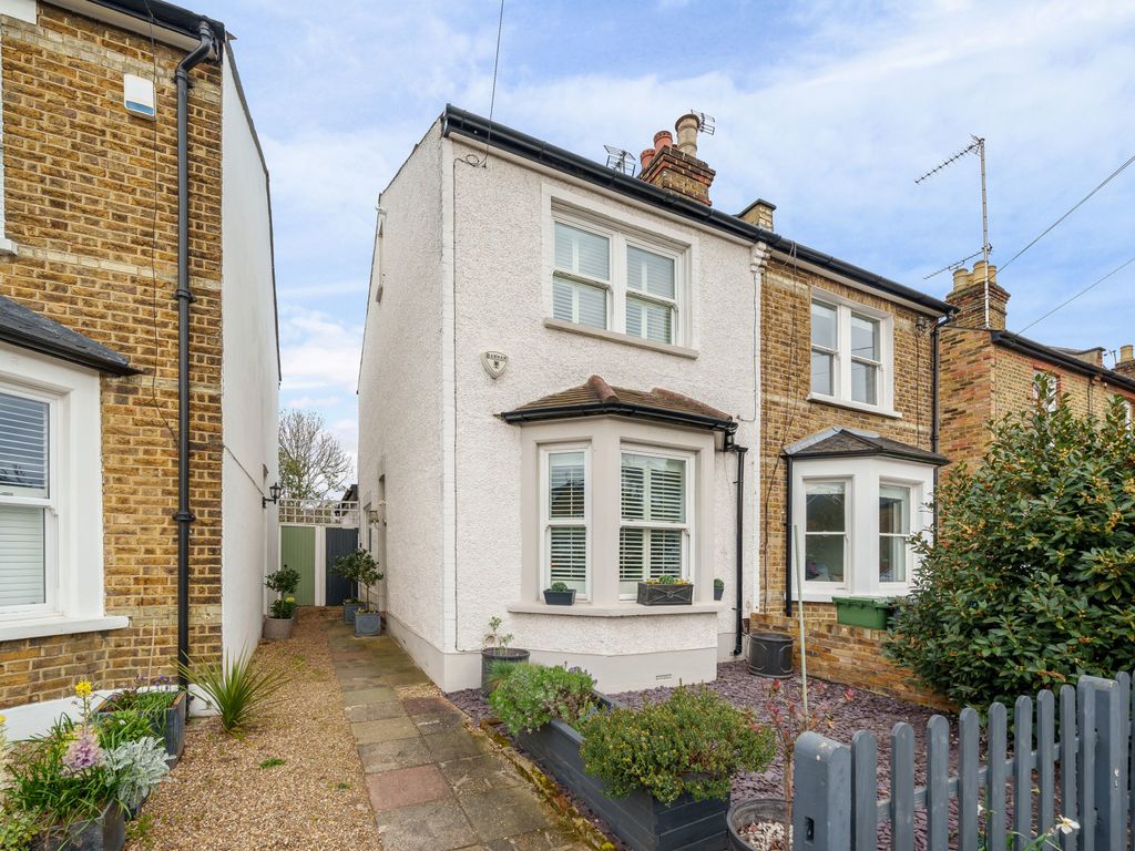 2 bed semidetached house for sale in Willoughby Road, Kingston Upon