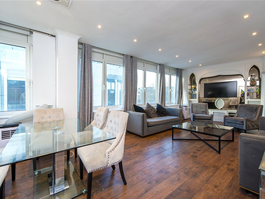 Brompton Road, Chelsea, London SW3  