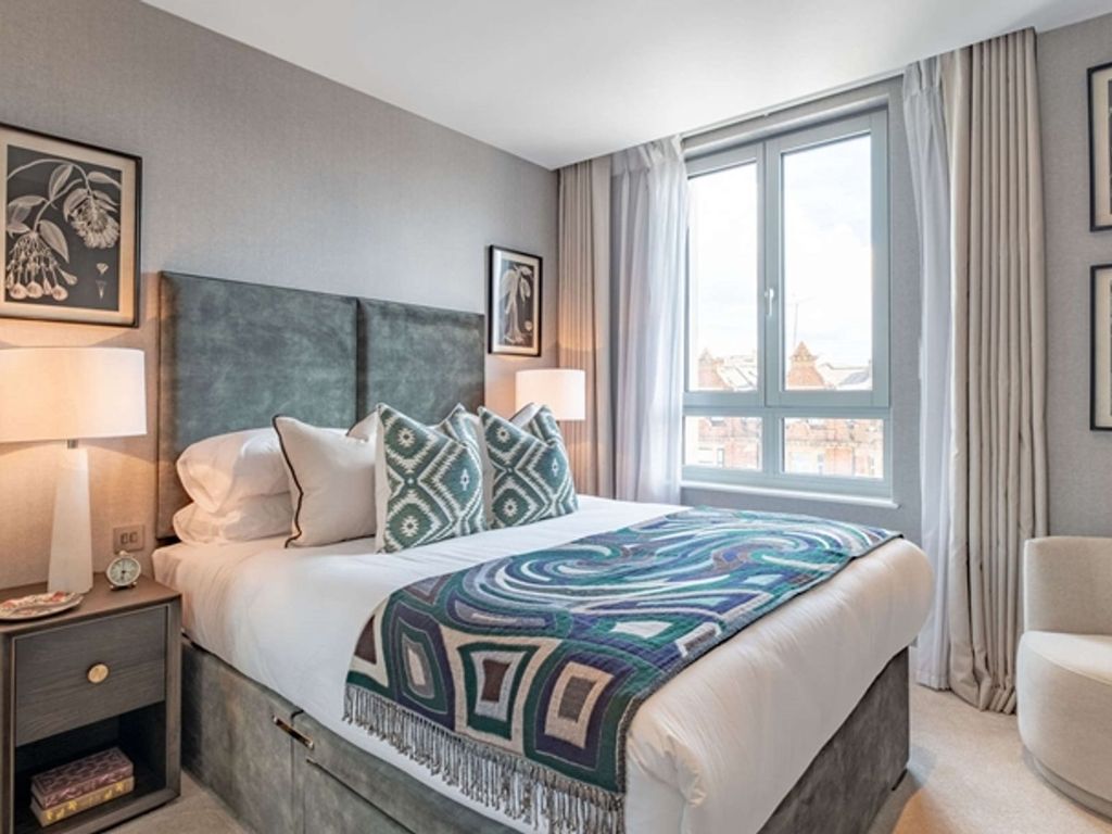 1 bed flat to rent in Edgware Road, Garrett Mansions W2, £4,914 pcm Zoopla