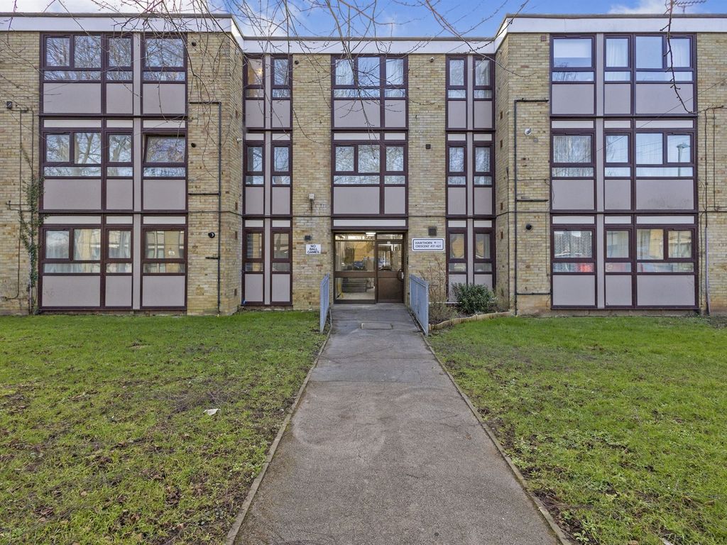 2 bed flat for sale in Hawthorn Crescent, Cosham, Portsmouth PO6 Zoopla
