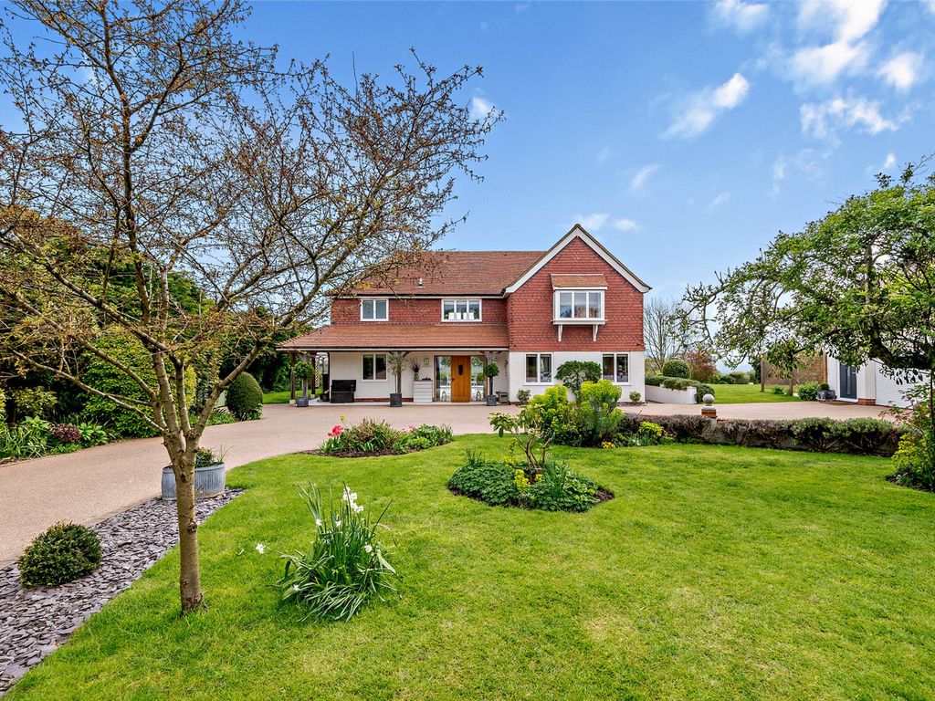 4 bed detached house for sale in East Sutton Road, Sutton Valence, Kent