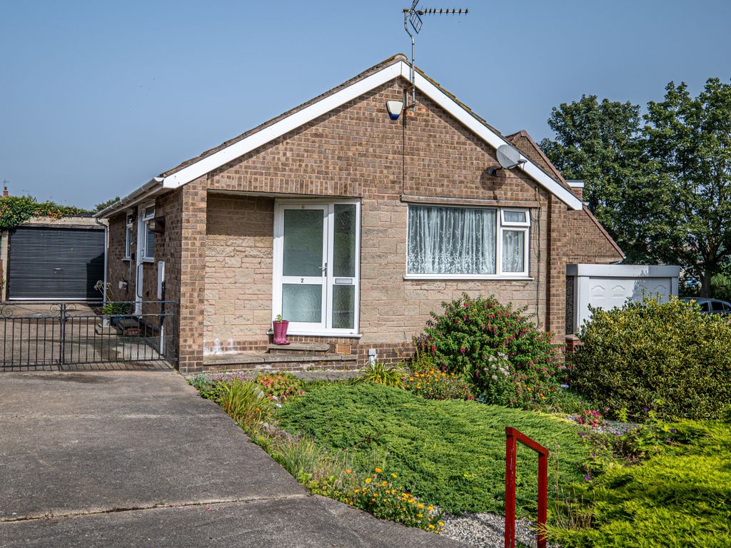 2 bed bungalow for sale in Longhurst View, Worksop S80, £175,000 Zoopla