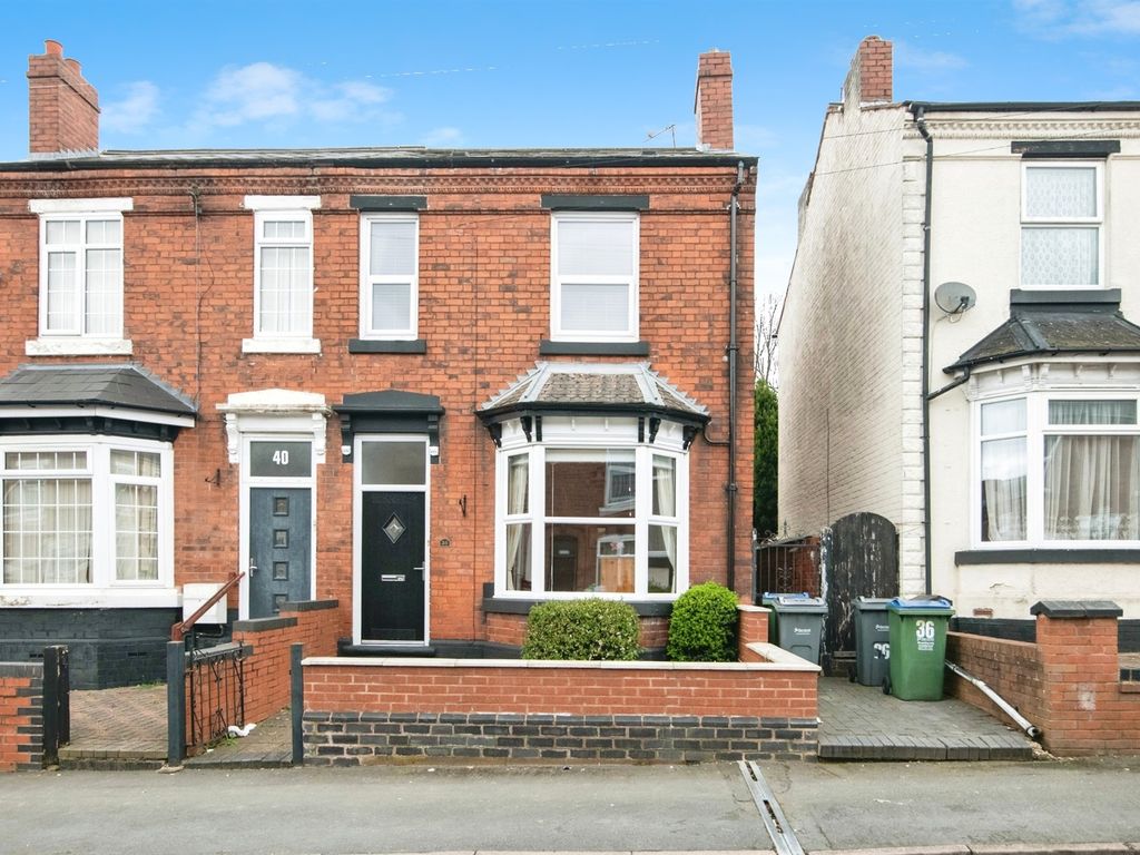 3 bed semidetached house for sale in Emily Street, West Bromwich B70
