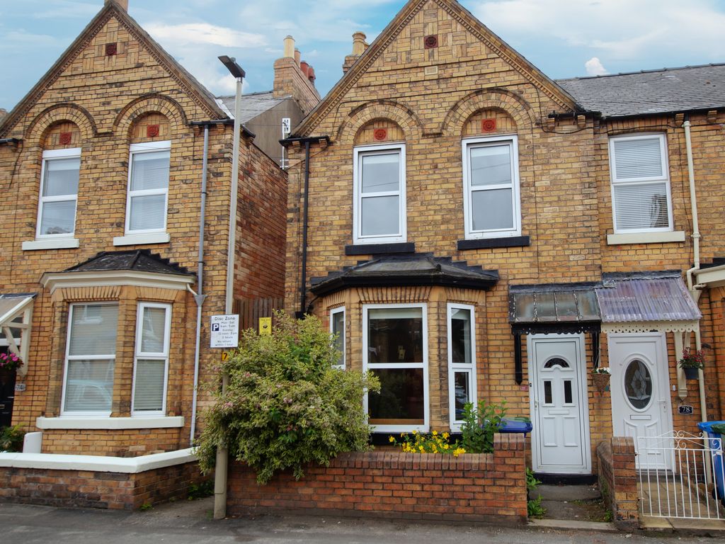 2 bed end terrace house for sale in Gordon Street, Scarborough YO12
