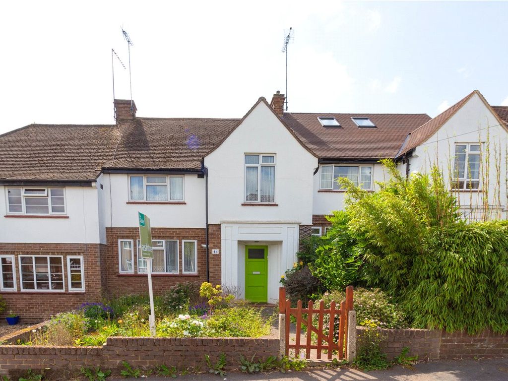 3 bed terraced house for sale in Lea Road, Harpenden, Hertfordshire AL5