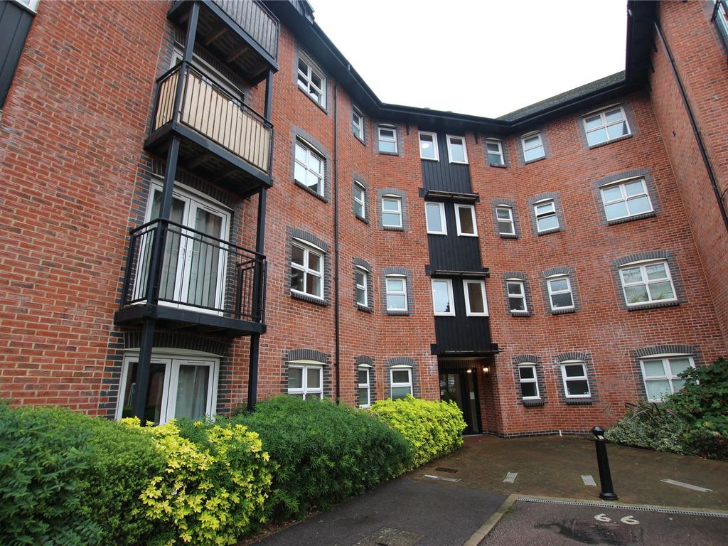 2 bed flat for sale in the wharf, leighton buzzard, bedfordshire lu7
