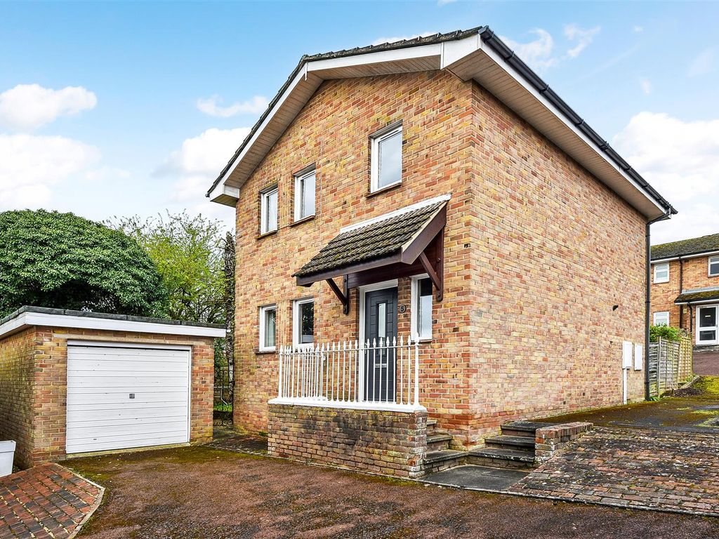 3 bed detached house for sale in Goddards Mead, Salisbury Road, Andover