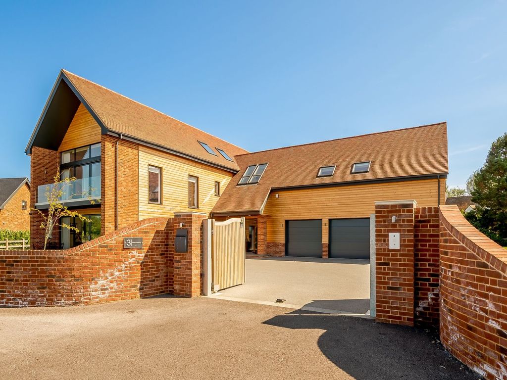 New home, 5 bed detached house for sale in Preston Meadows, Preston
