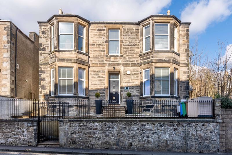 2 bed flat for sale in Canmore Street, Dunfermline KY12 Zoopla
