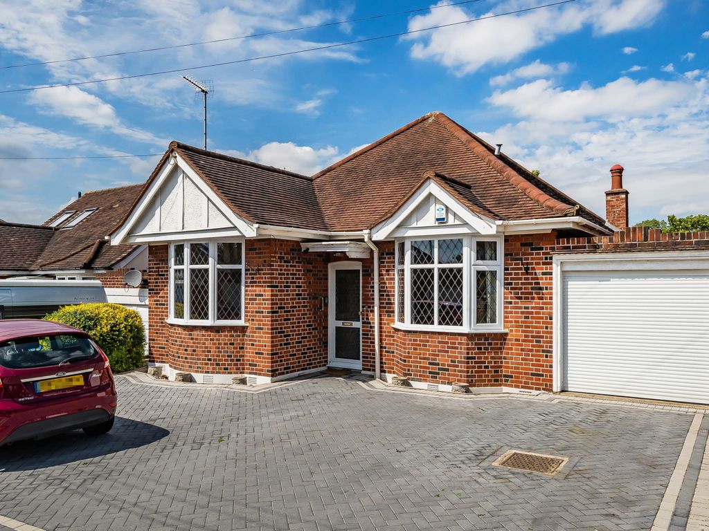 3 bed bungalow for sale in Compton Rise, Pinner, Pinner HA5, £699,950 Zoopla