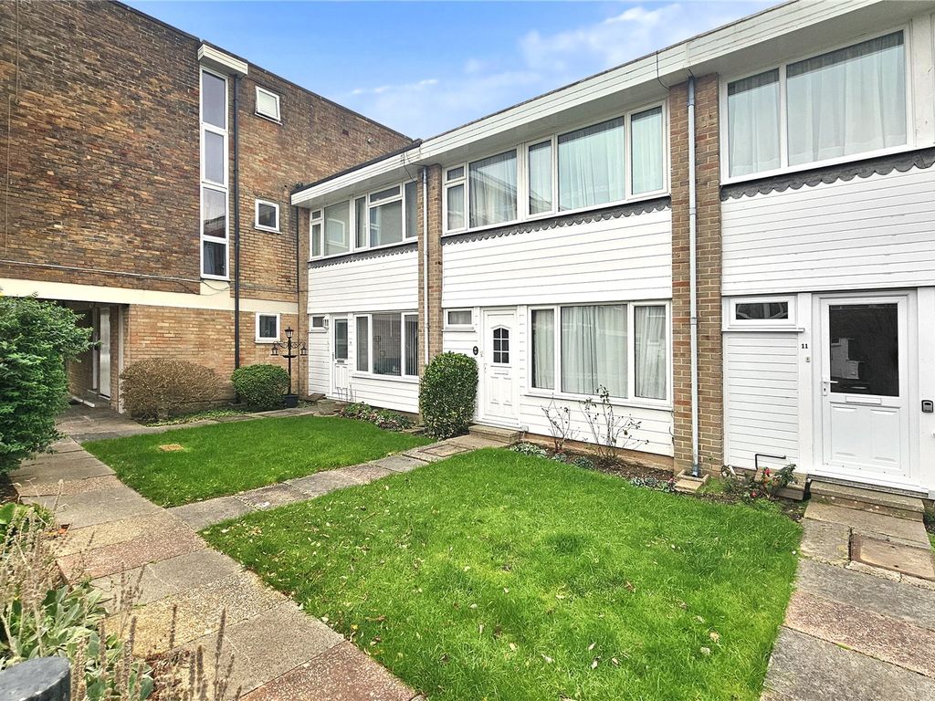 2 bed terraced house for sale in Arundel Garden, Rustington