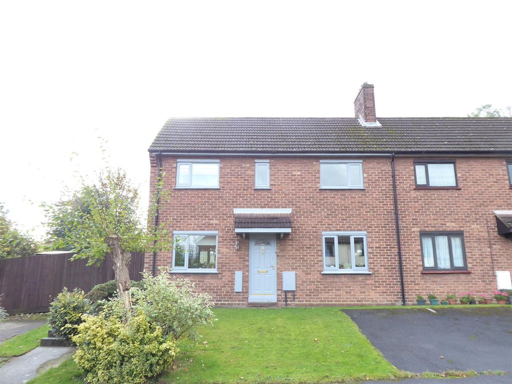 2 bed semidetached house for sale in Hambleton Road, Catterick