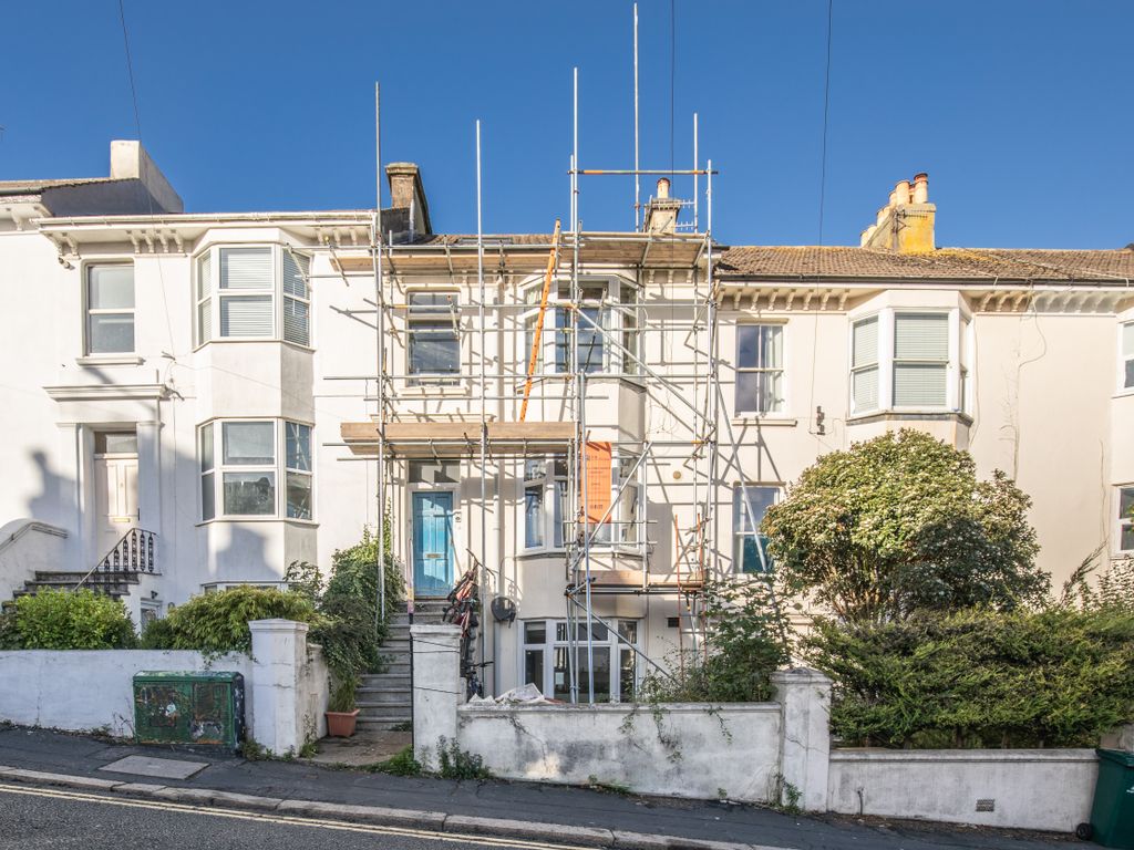 2 bed flat for sale in Old Shoreham Road, Brighton BN1, £280,000 Zoopla