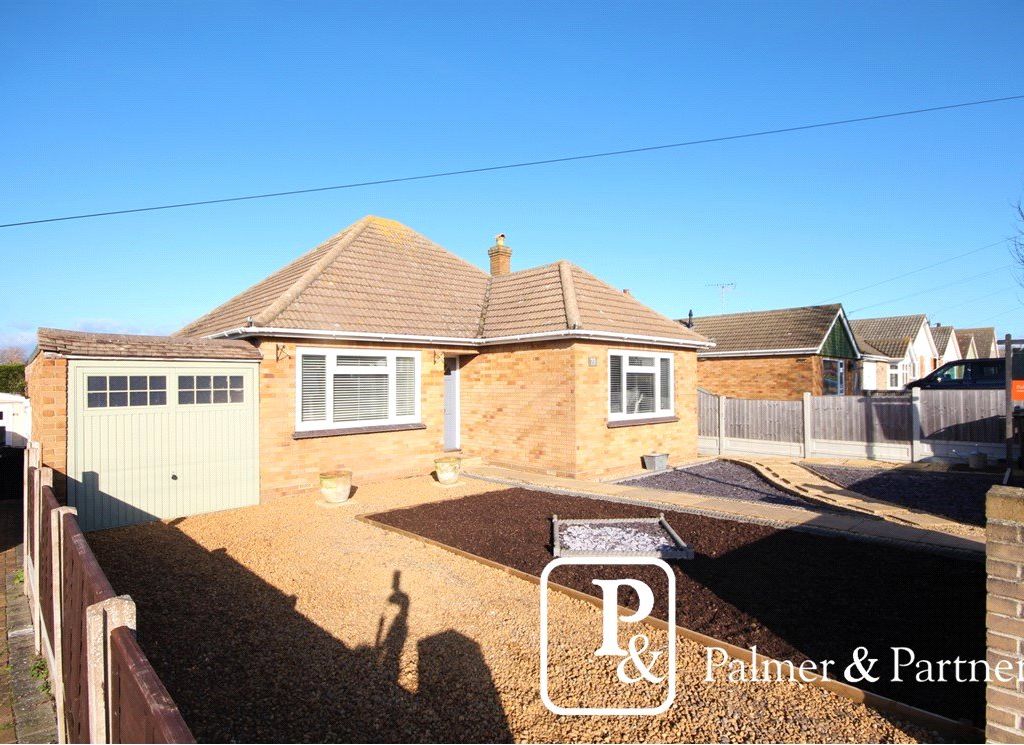 4 bed bungalow for sale in Brentwood Road, HollandOnSea, ClactonOn