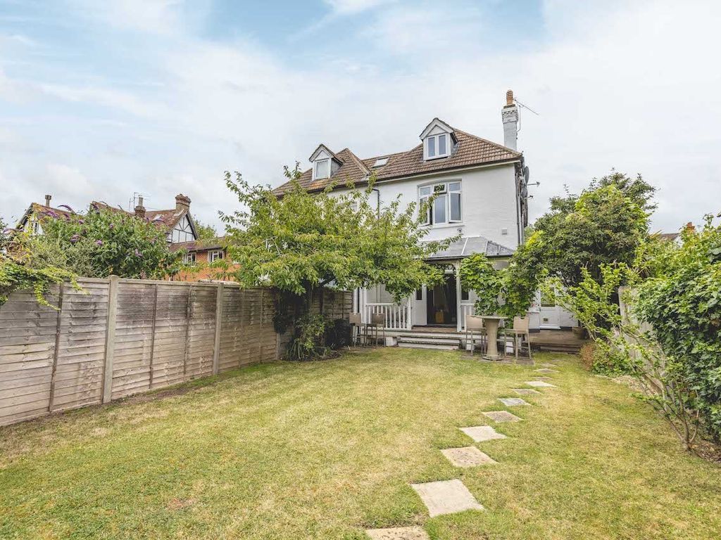 4 bed semidetached house for sale in Montagu Road, Datchet SL3, £