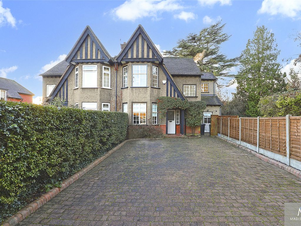 3 bed semidetached house for sale in The Drive, Loughton, Essex IG10