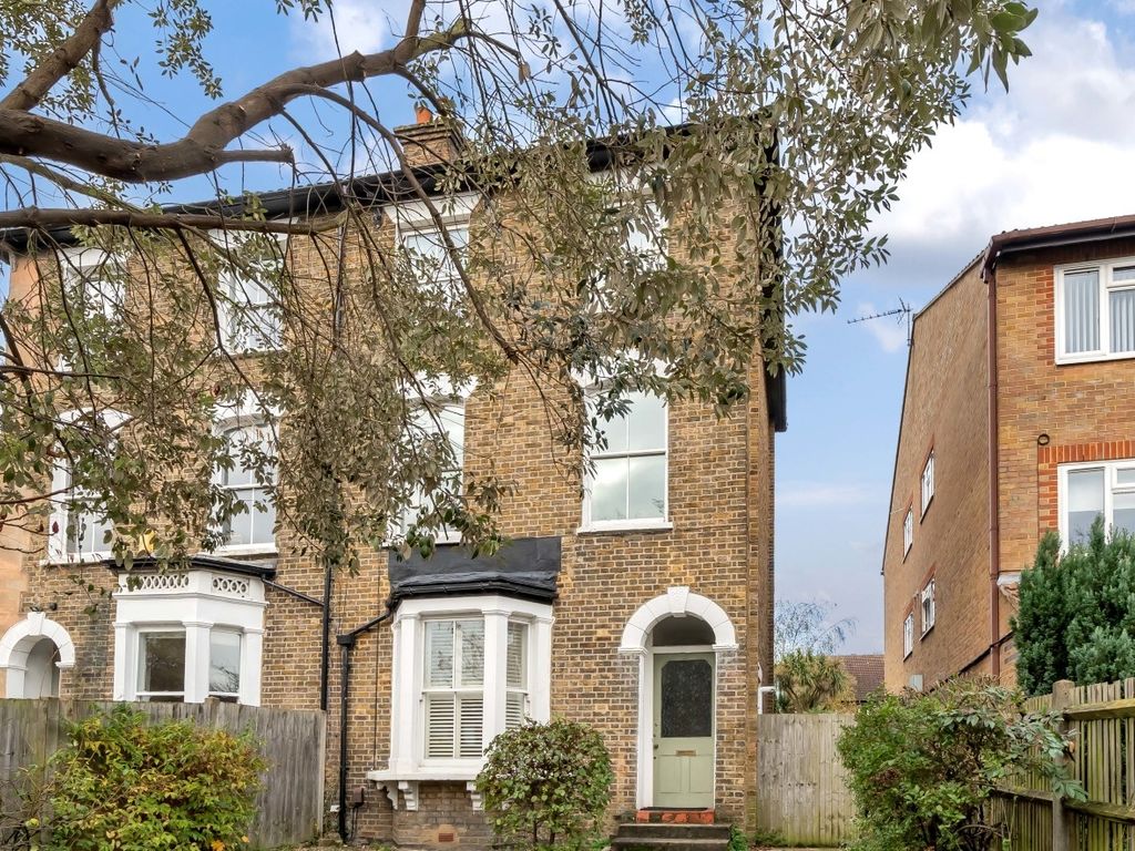 2 bed flat for sale in Widmore Road, Bromley BR1, £325,000 Zoopla