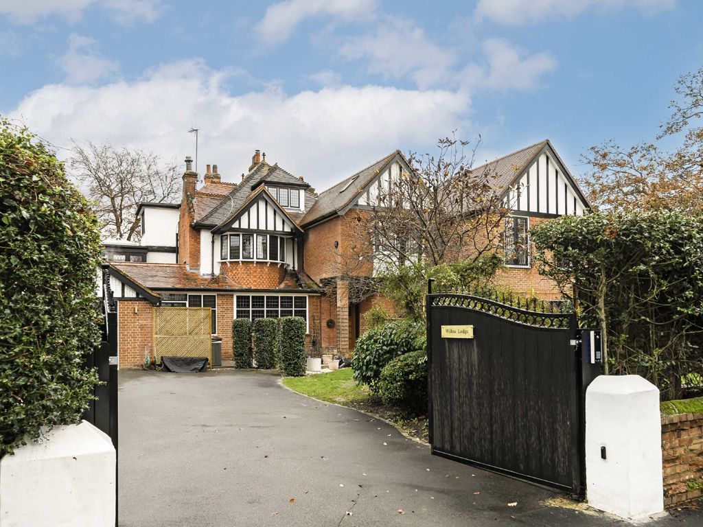 6 bed property to rent in March Road, Weybridge KT13, £7,500 pcm Zoopla