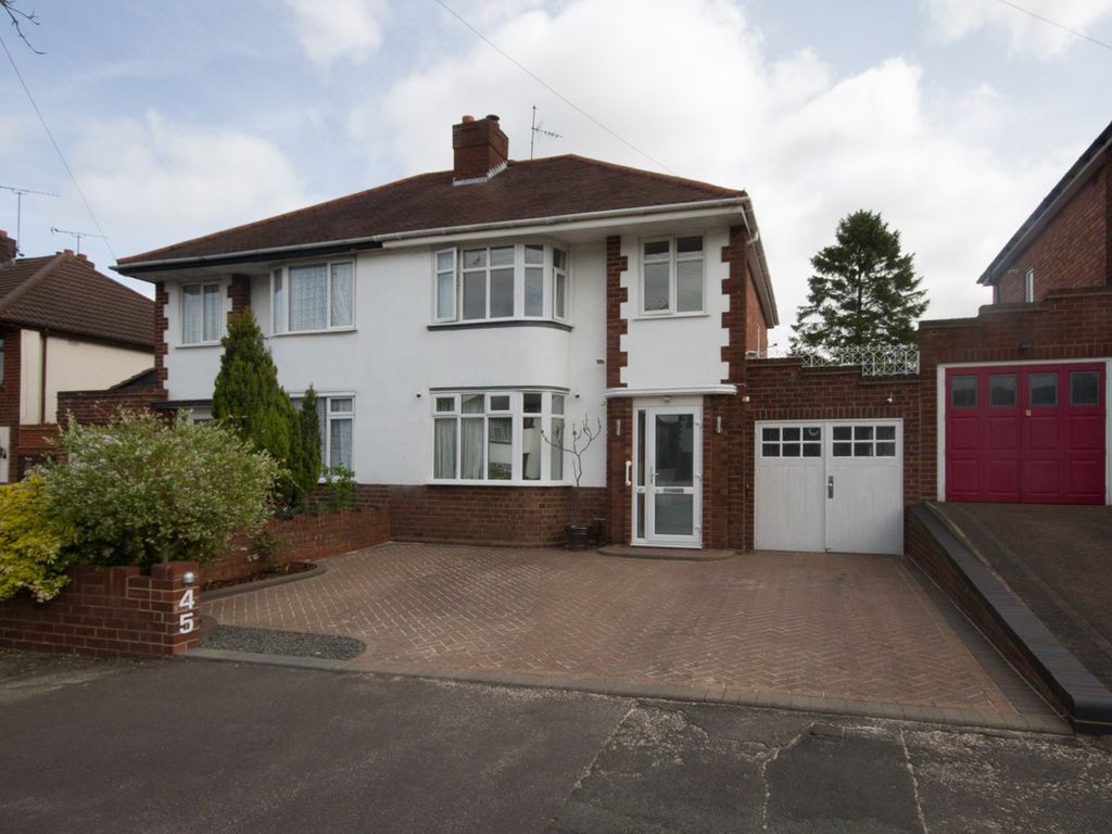 3 bed semidetached house for sale in Norbury Road, Fallings Park