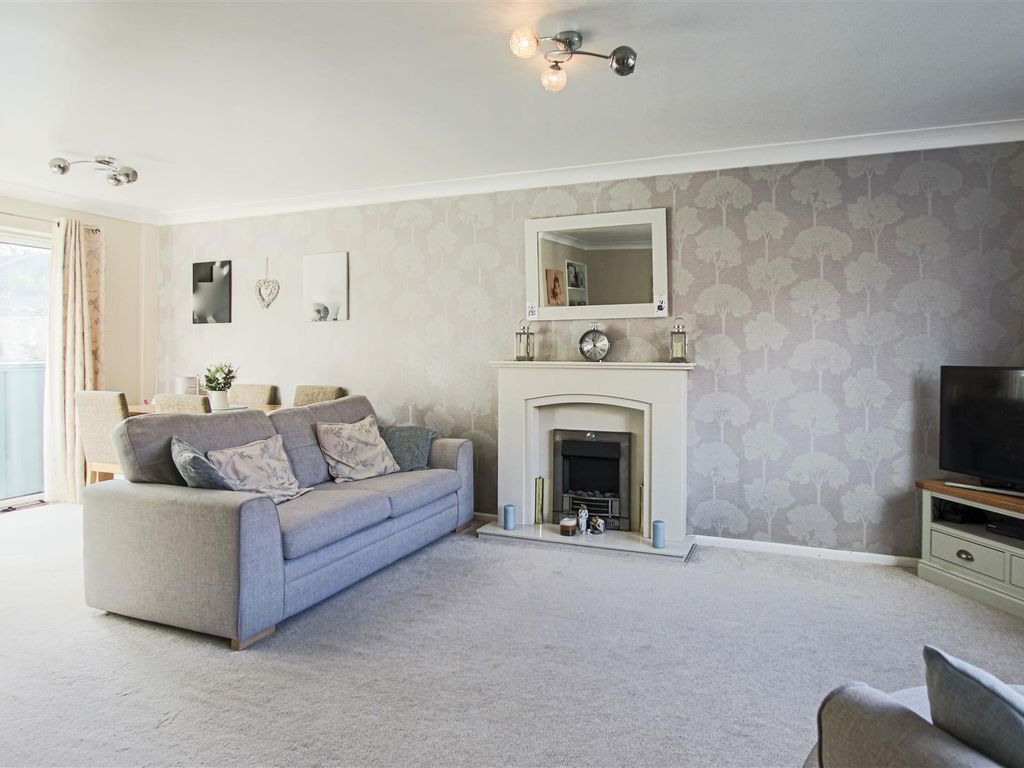 4 bed detached house for sale in Wymundsley, Chorley PR7, £310,000 Zoopla