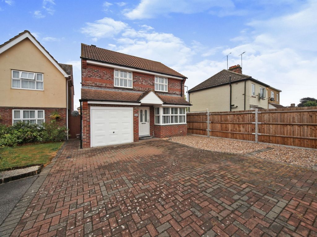 3 bed detached house for sale in Arnald Way, Houghton Regis, Dunstable