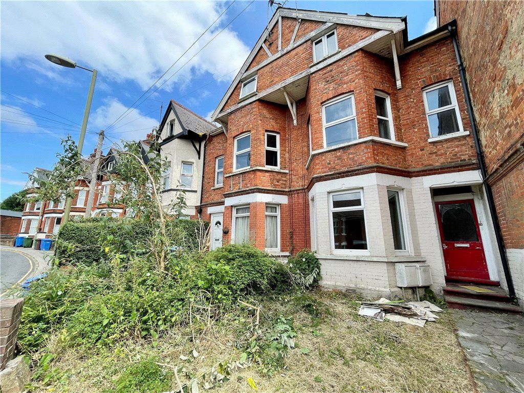 3 bed flat for sale in York Road, Aldershot, Hampshire GU11 Zoopla