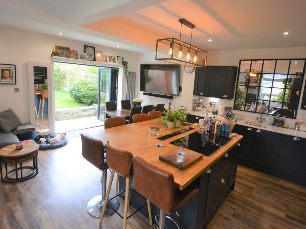 3 bed detached house for sale in Light Oaks Road, Salford M6, £395,000