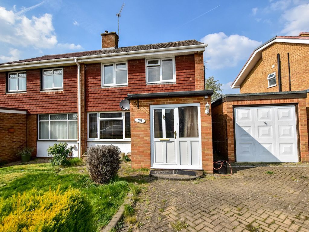 3 bed semidetached house for sale in Seacourt Road, Slough SL3 Zoopla
