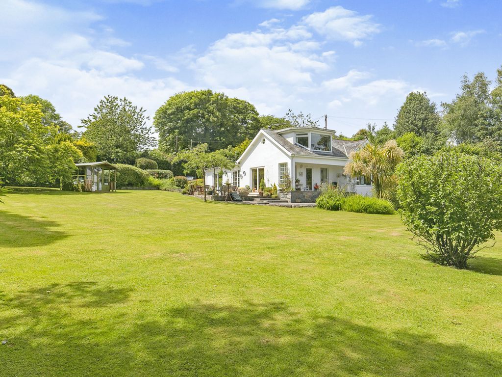 4 bed detached house for sale in Llanbedrog, Gwynedd LL53, £725,000