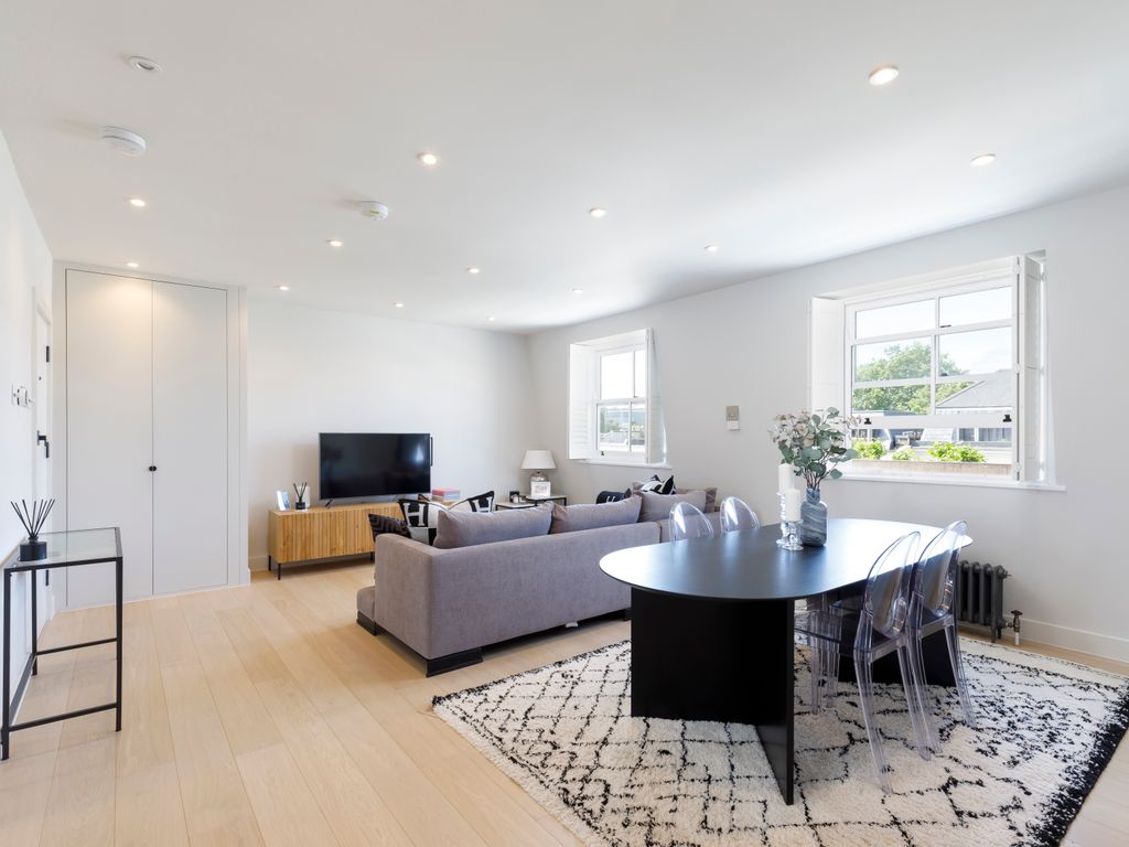 Randolph Avenue, London W9