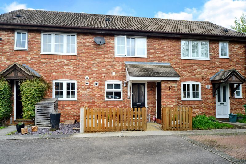 2 bed terraced house to rent in Weldon Drive, West Molesey KT8 Zoopla