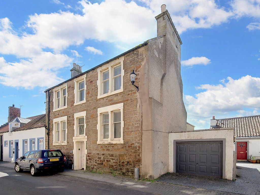 4 bed terraced house for sale in James Street, Cellardyke, Anstruther
