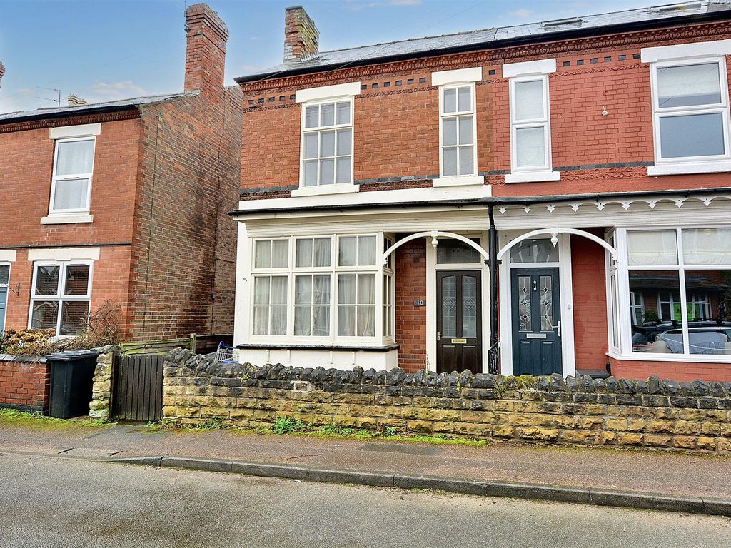 3 bed semidetached house for sale in Harcourt Street, Beeston