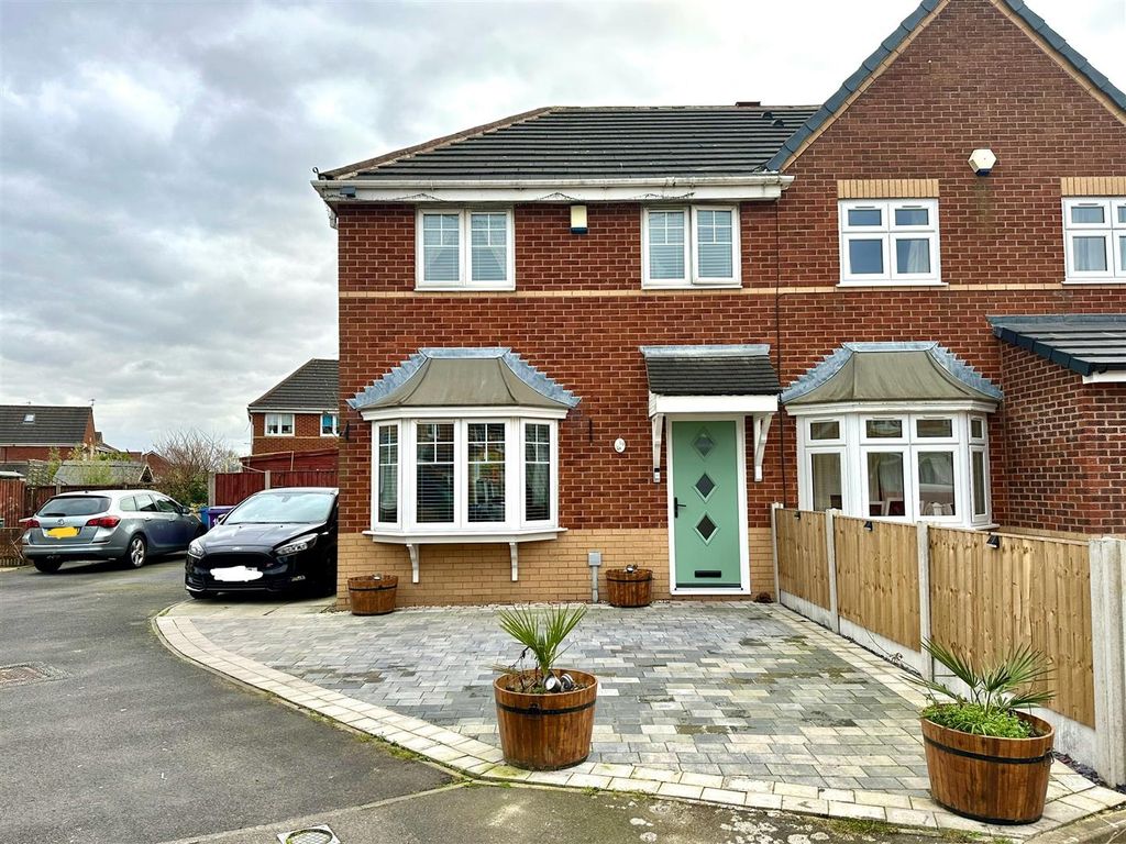 3 bed semidetached house for sale in Aries Close, Dovecot, Liverpool