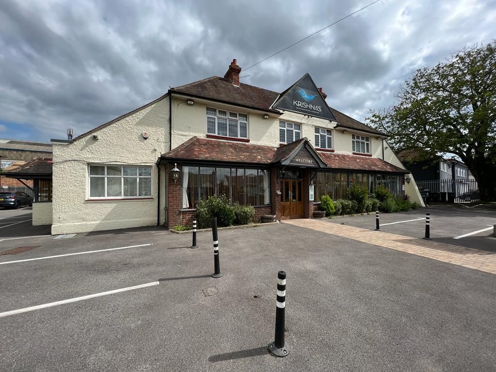 Retail premises for sale in 98 Fareham Road, Gosport, Hampshire PO13, £