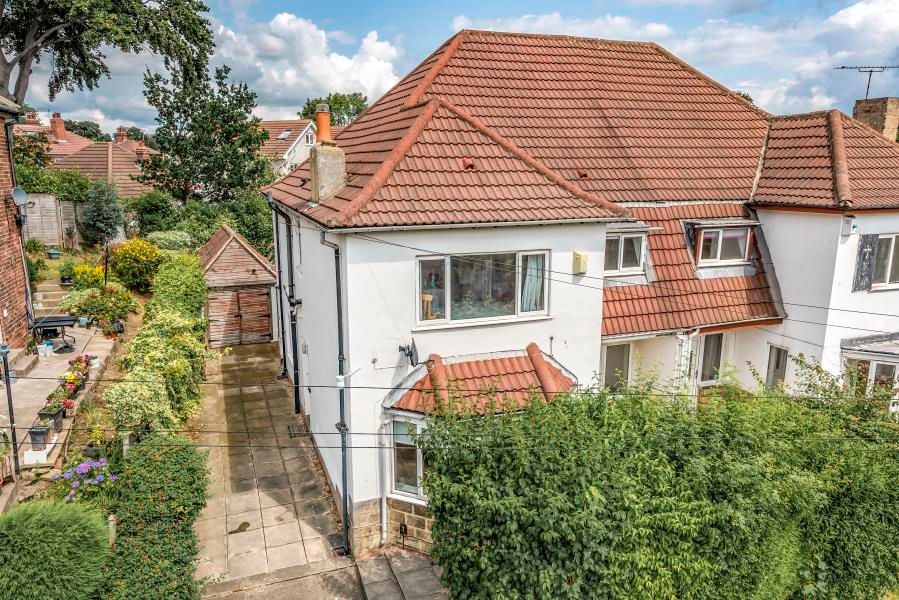 3 bed semidetached house to rent in Harrogate Road, Leeds LS7 Zoopla