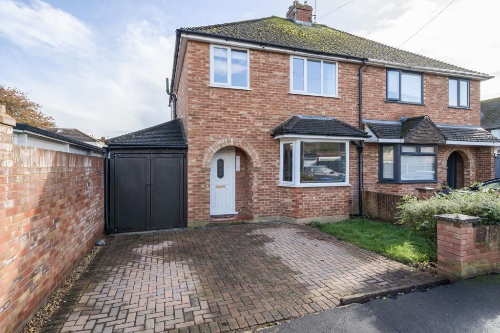 3 bed semidetached house for sale in Eton Wick, Berkshire SL4, £