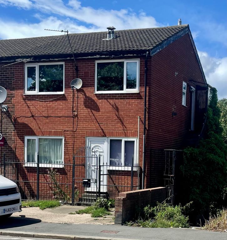 2 bed flat for sale in Broad Lane, Kirkstall, Leeds LS13 Zoopla
