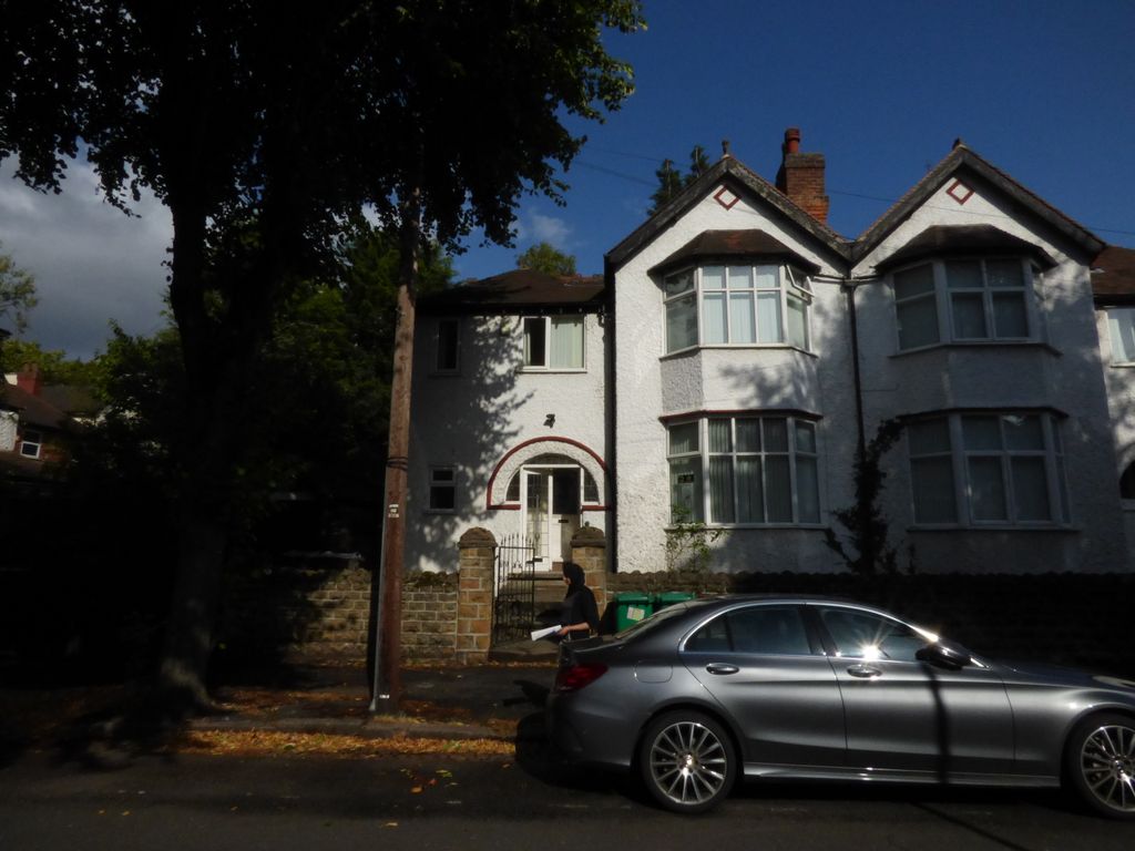 5 bed terraced house to rent in Rolleston Drive, Nottingham NG7 Zoopla