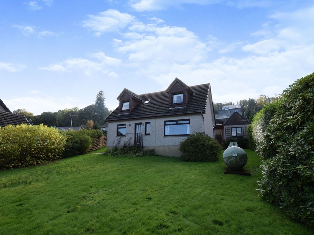 3 bed detached house for sale in Brookend Brae, Clynder, Helensburgh G84 Zoopla