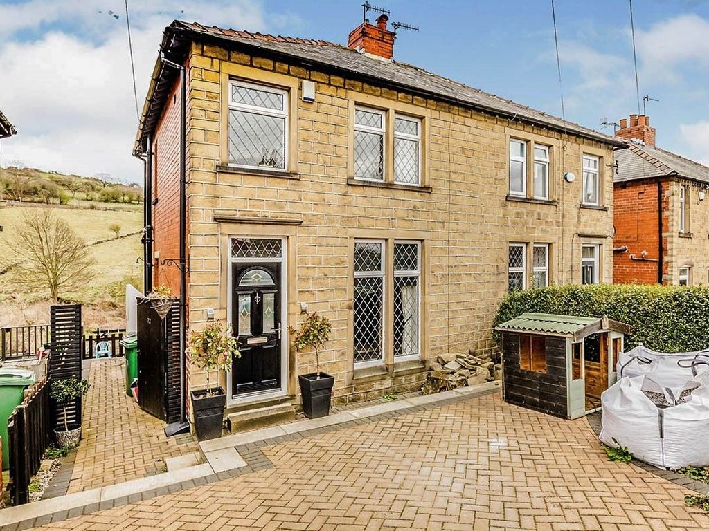 3 bed semidetached house to rent in Newsome Road South, Newsome