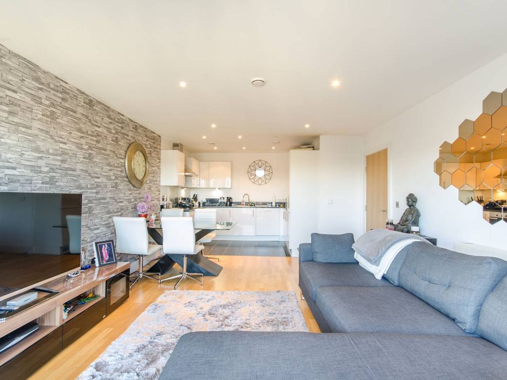 2 bed flat to rent in Pinner Road, Harrow HA1 Zoopla