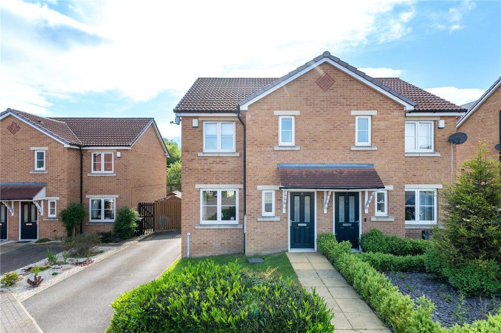 3 bed semidetached house for sale in Phoenix Way, Gildersome, Morley, Leeds LS27, £275,000 Zoopla